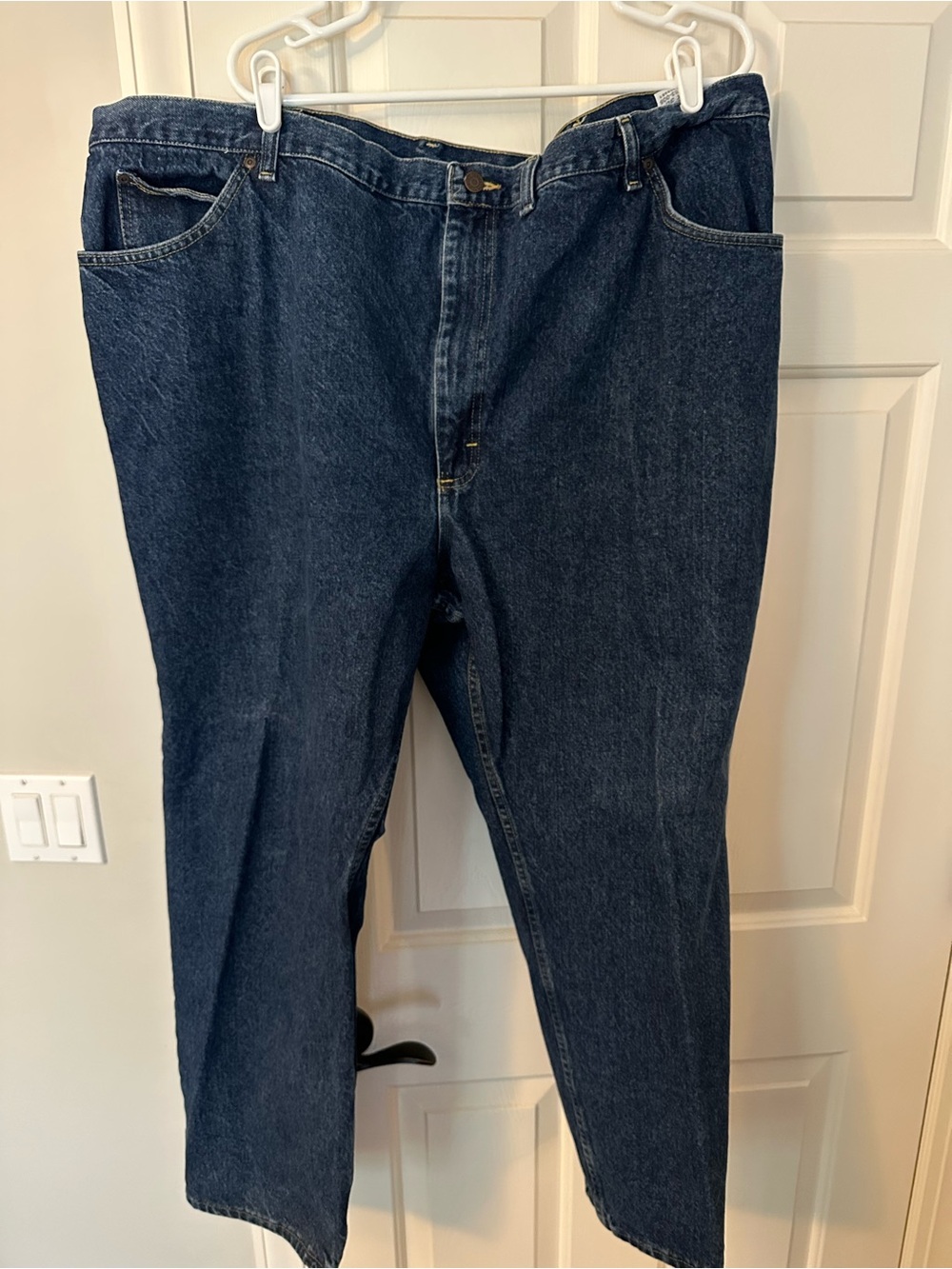 Lee Men's Relaxed Fit Dark Denim Jeans